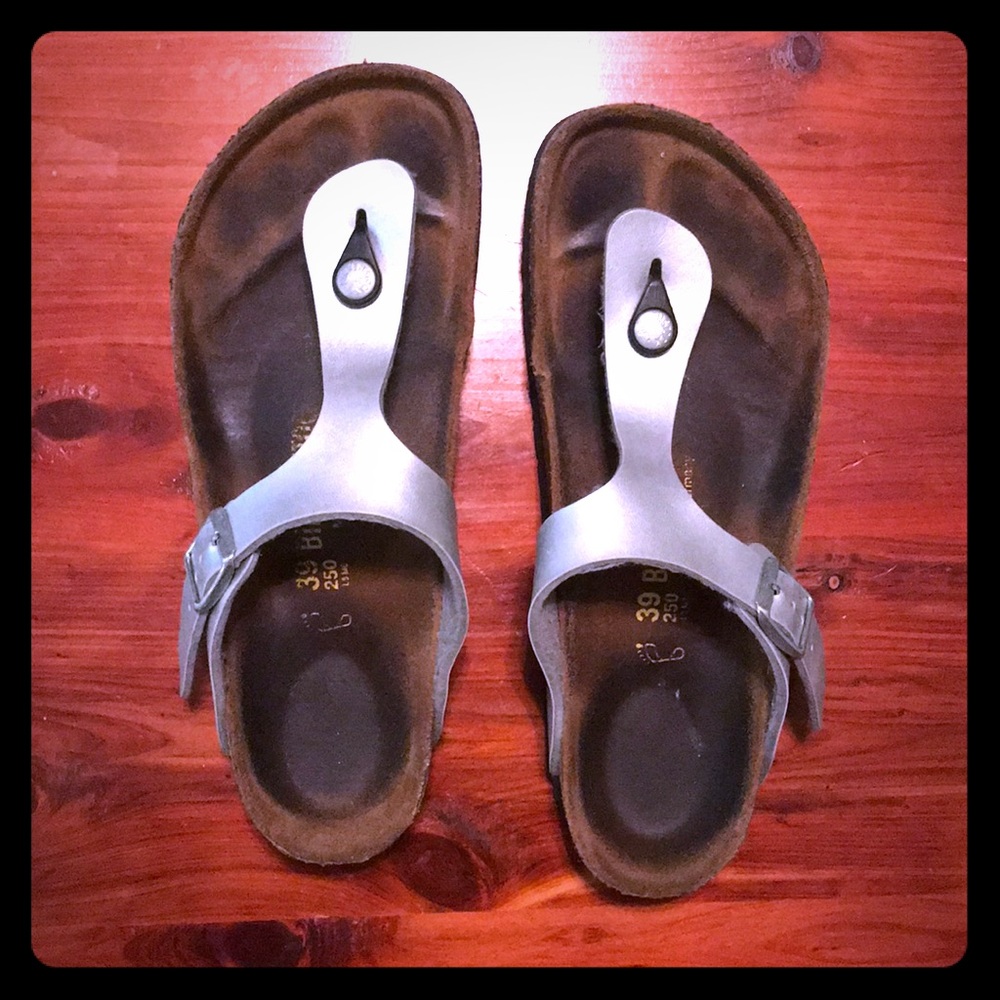 Birkenstock - Gizeh “Graceful Silver”